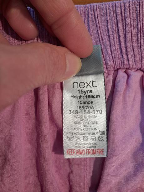 Dievčenské kraťasy, next,164