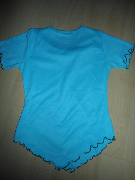 Bledomodre tricko kvietky, 122