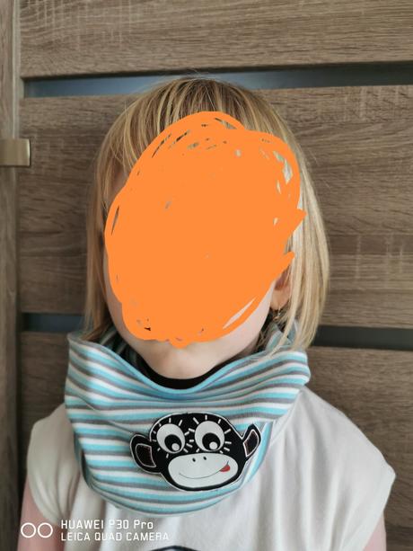 Nákrčník pinkie, pinkie