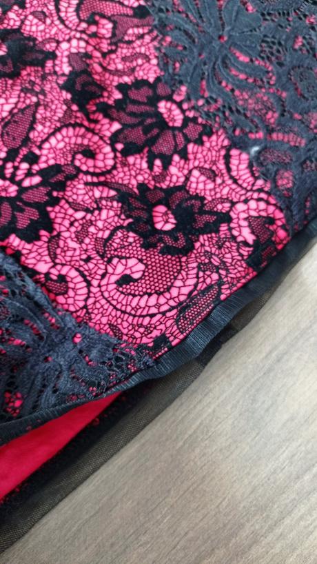 Spoločenské šaty 46, 46