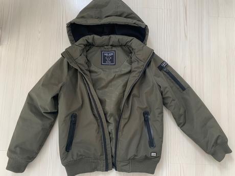 Prechodná bunda, 152