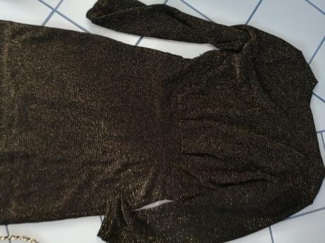 Krátke zlato čierne saty, s