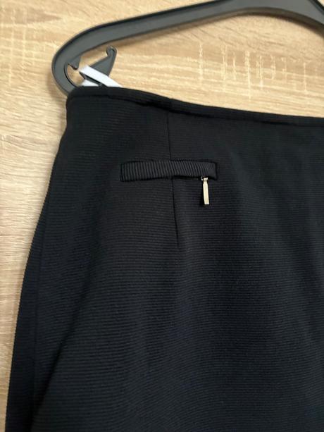 Sukňa madeleine, 46