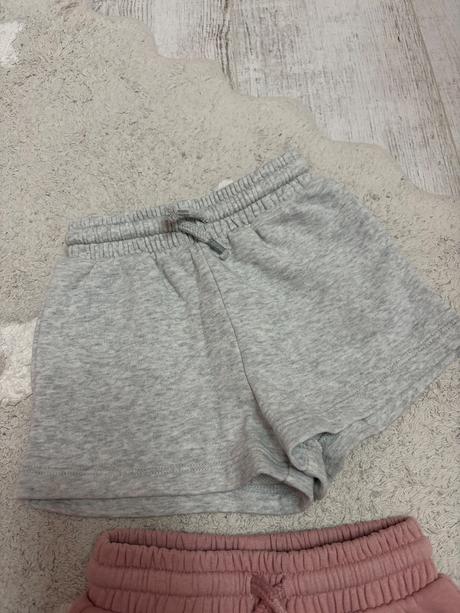 Teplakove kraťasy h&m 104, h&m,104