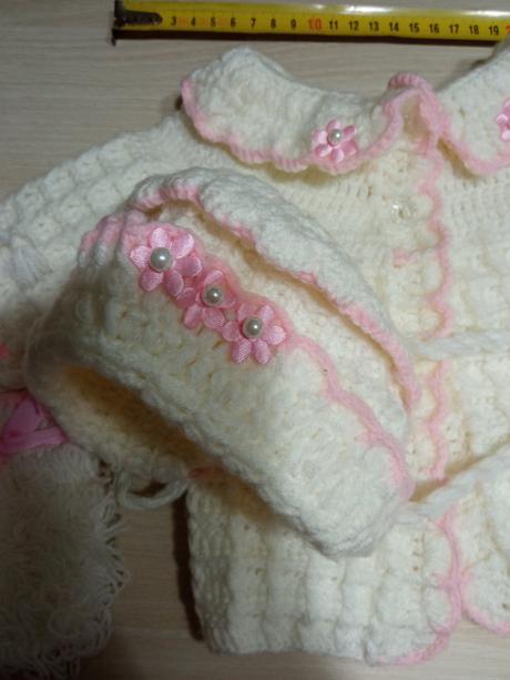 Set, sveter rukavice, capacky, 56