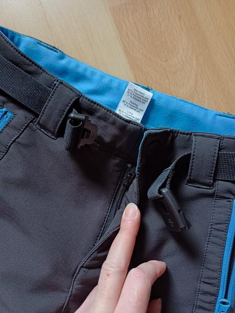 Outdoorove nohavice quechua, 128