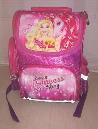 Školská ergonomická taška s barbie,
