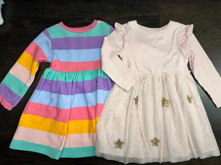 Balíček dvoch šiat 98/104 jeseň/zima, 104–116