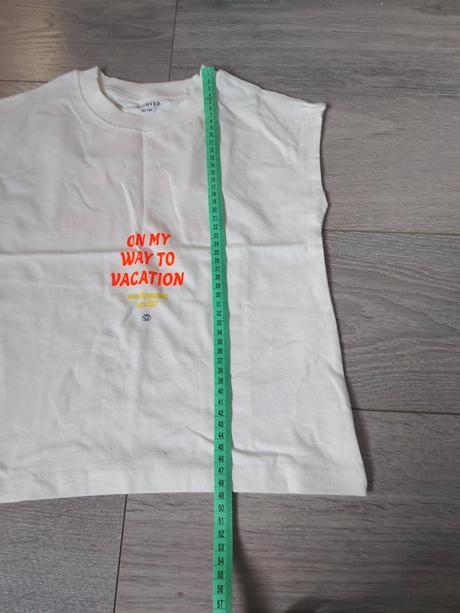 Reserved tielko, reserved,122