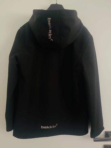 Softšelová bunda zn. bekkin, 158