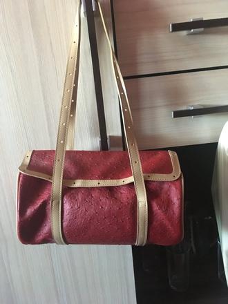 Kabelka v tvare valca, 