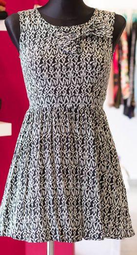 Dievcenské šaty xs, 34