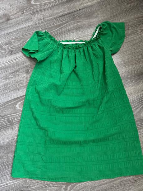 Zelené šaty, s