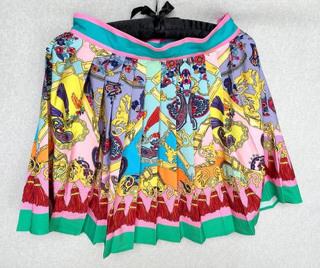 Luxusná skladancová sukňa, s