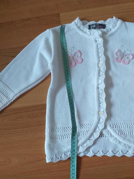 Biely sveter 92, 92