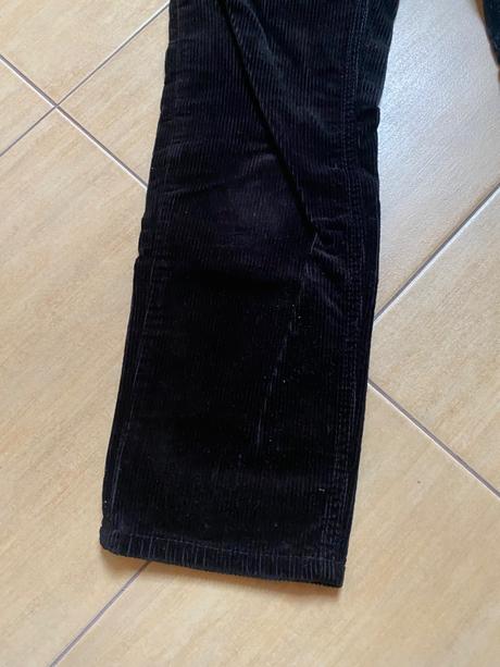 Menžestrove nohavice, h&m,s