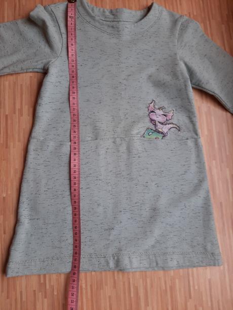 Saty z teplakoviny s dracikom, 104