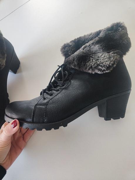 Členkové čižmy, rieker,40