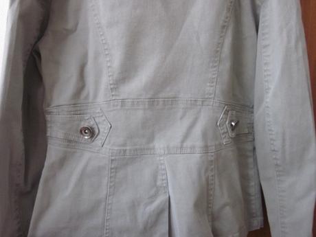 Bledozelené sako, s