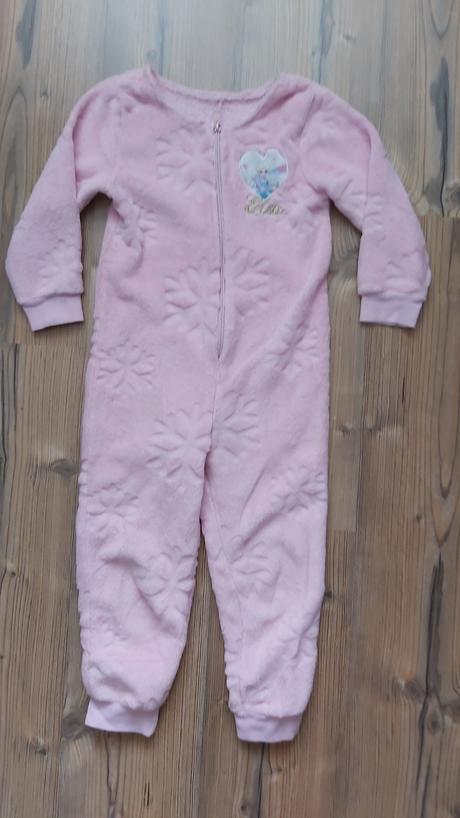 Overal na spanie, 80