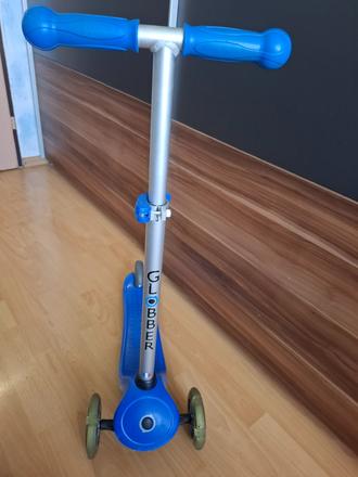Kolobežka globber - scooter primo navy blue,