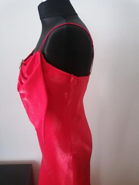 Spoločenské šaty m, m