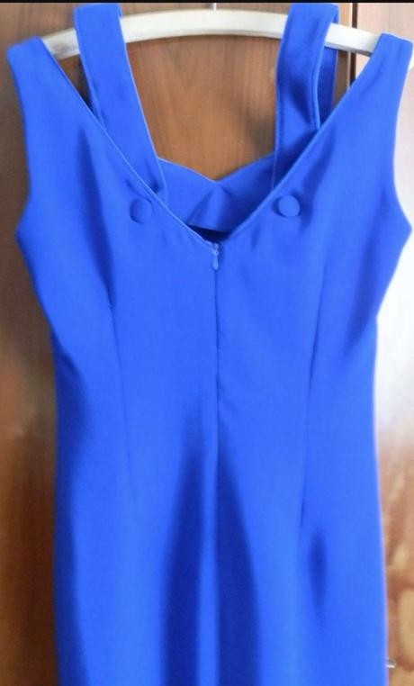 Spoločenské šaty, 38