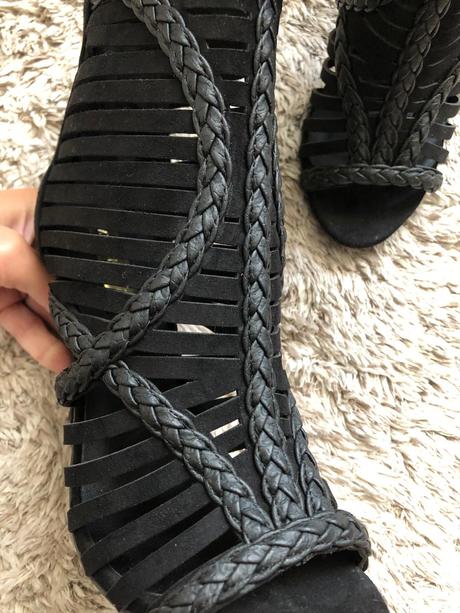 Sandálky, atmosphere,38