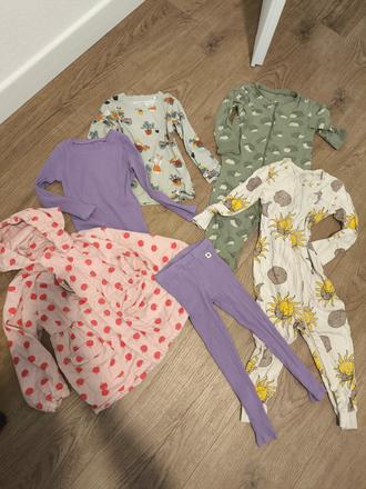 Balík oblečenia lindex 104, 104–116