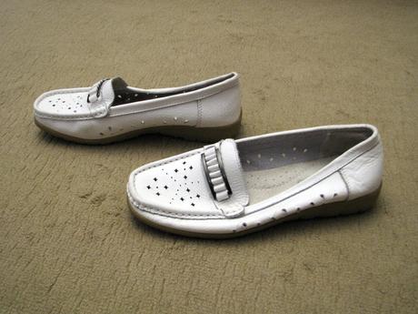 Biele kožené mokasíny, 41