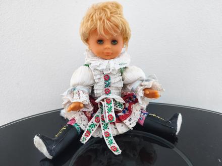 Bábika v kroji 35 cm, 