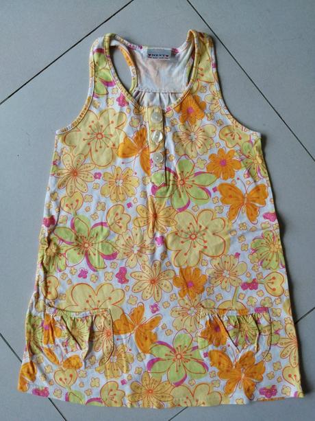 Kvietkovaná tunika a legíny, 146