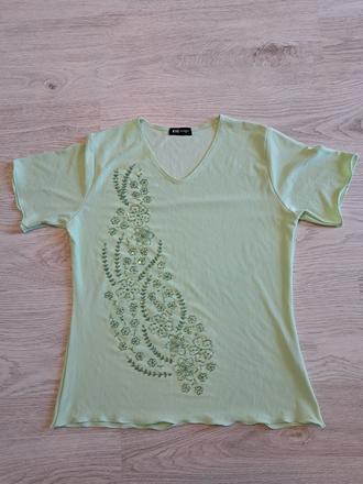 Tričko s vyšívanou aplikáciou, m