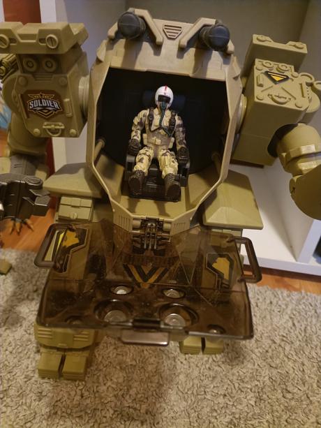 Soldiers fors robot (avatar) na baterky, 