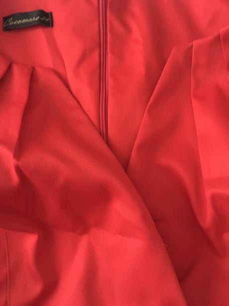 Spoločenské šaty, m