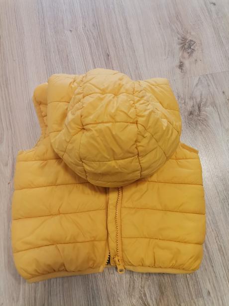 Uni žltá zateplena vesta, f&f,86