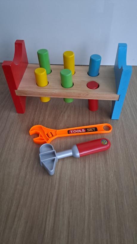 Drevená zatĺkačka woody,