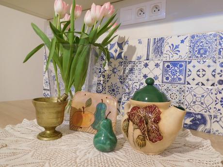 Do zelena dekorácia kuchyňe mažiar,hruška mramor,