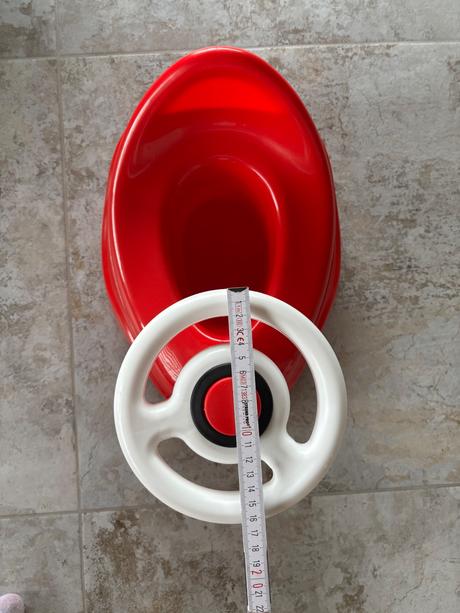 Nočník s volantom,