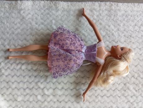Barbie annika baletka,