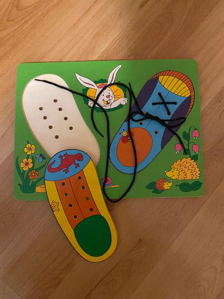 Drevene topánočky - šnúrky,