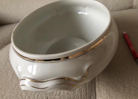 Biela porcelánová terina bez vrchnáku altrohlau,