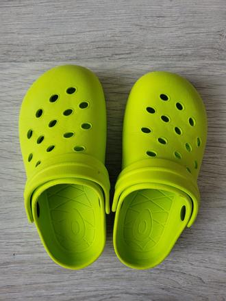 Crocsy, 30