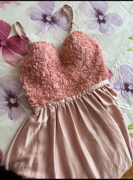 Slávnostné šaty, s