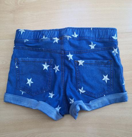 Hviezdickove sortky/ kratasy, h&m,152