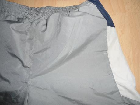 Sede sustiakove kratasy, 152