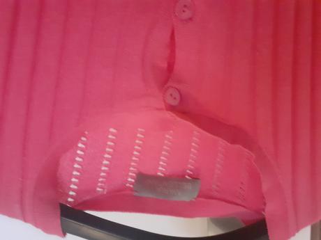 Ruzovy dievcensky svetrik, 164