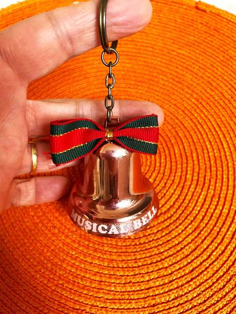 Hrajúci  vianočný zvonček, 