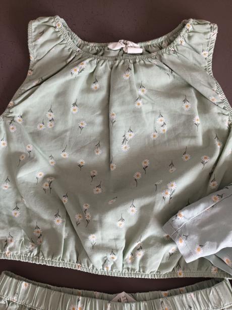 Balík letného oblečenia122, 122–134