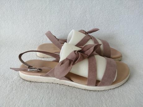 Pekné sandálky, deichmann,36